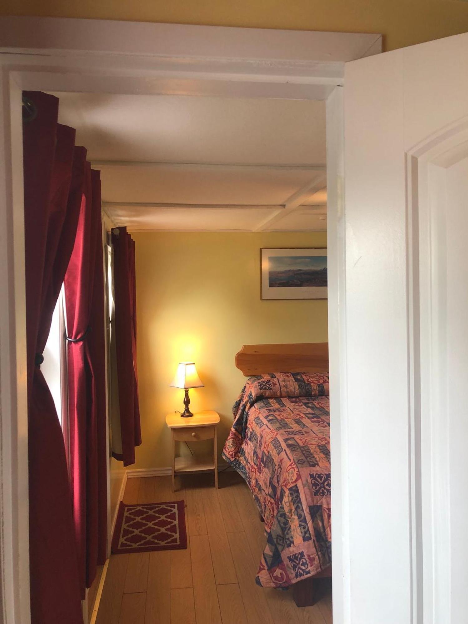 Lakelawn B&B And Motel Ярмут Экстерьер фото