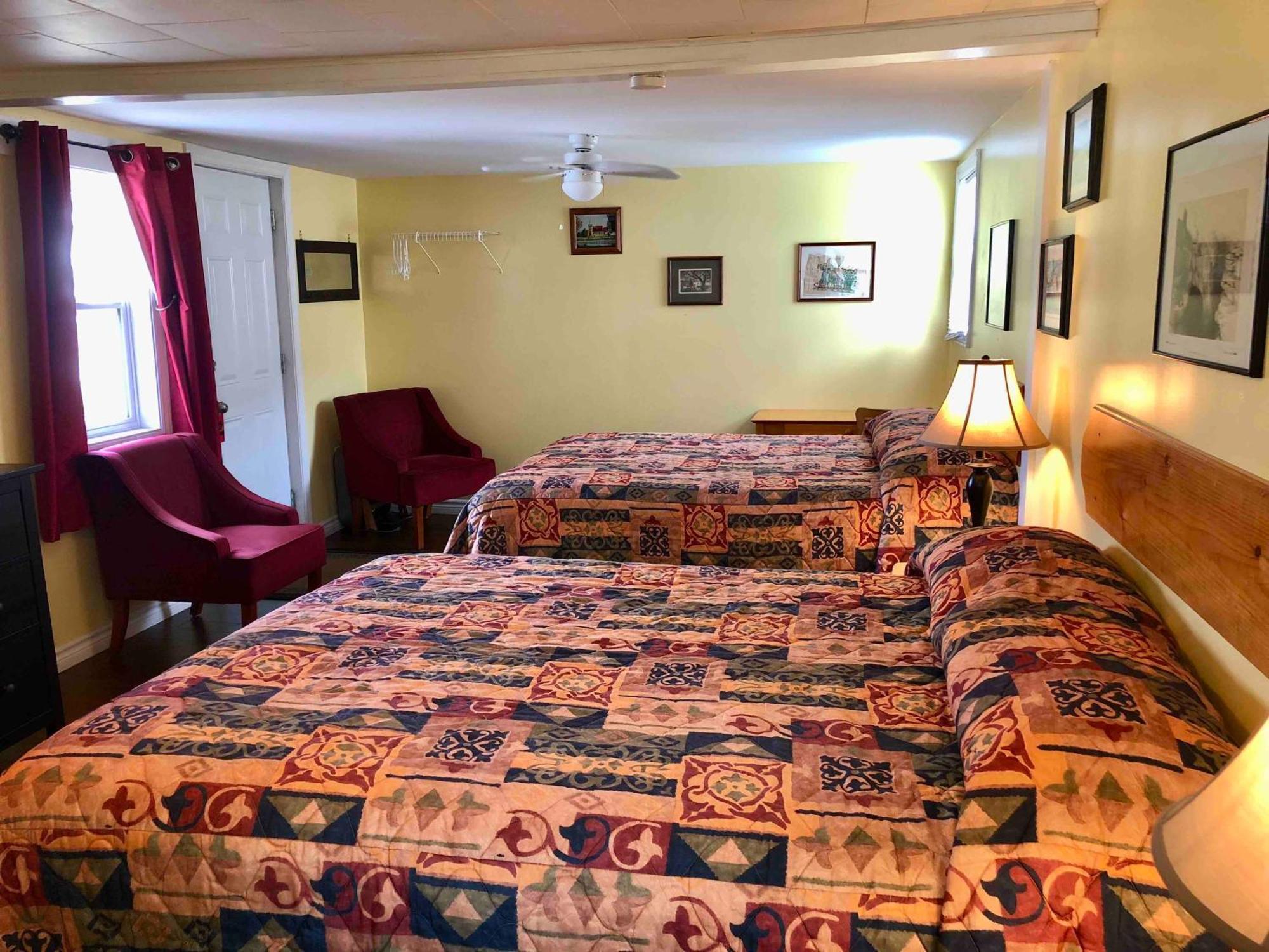 Lakelawn B&B And Motel Ярмут Экстерьер фото