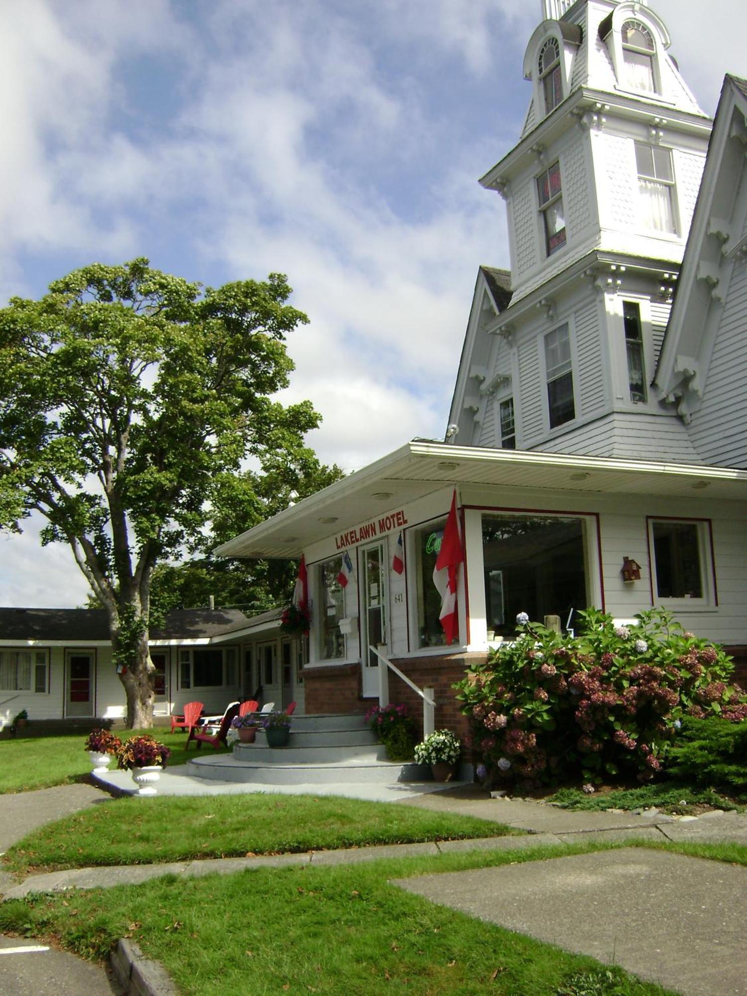 Lakelawn B&B And Motel Ярмут Экстерьер фото